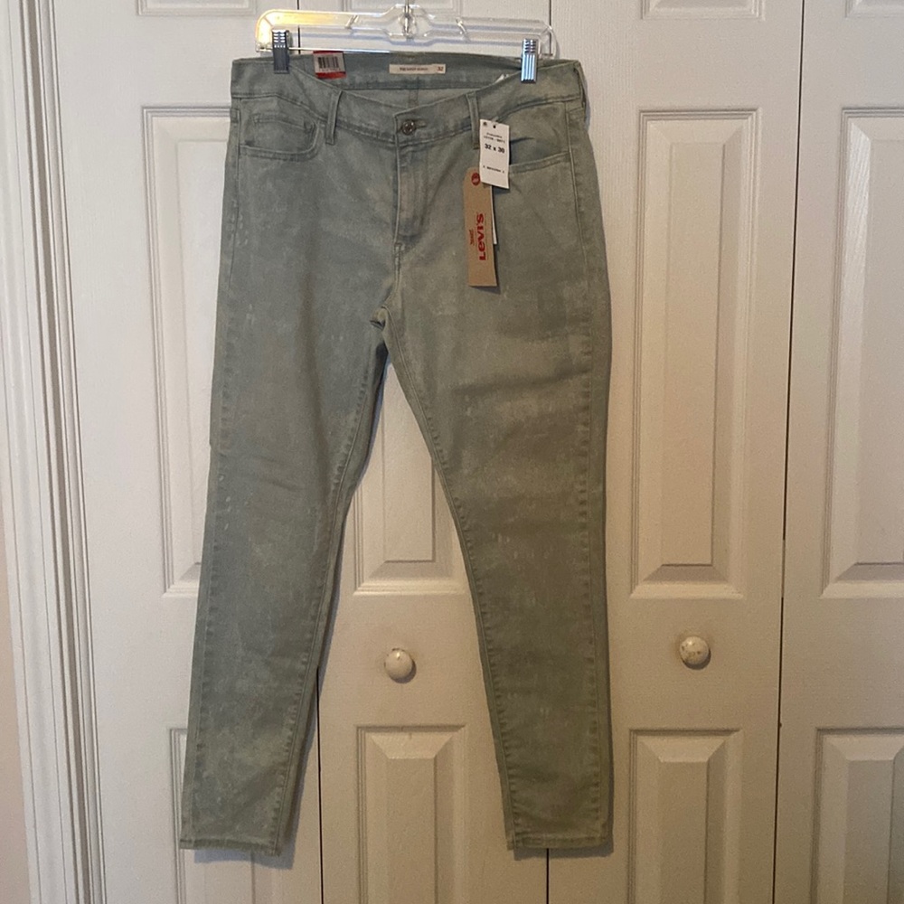 Brand new Levi Super Skinny Jeans